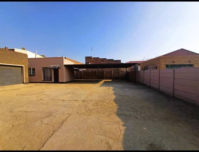 13 BEDROOM APARTMENT BLOCK FOR SALE IN PEACEHAVEN